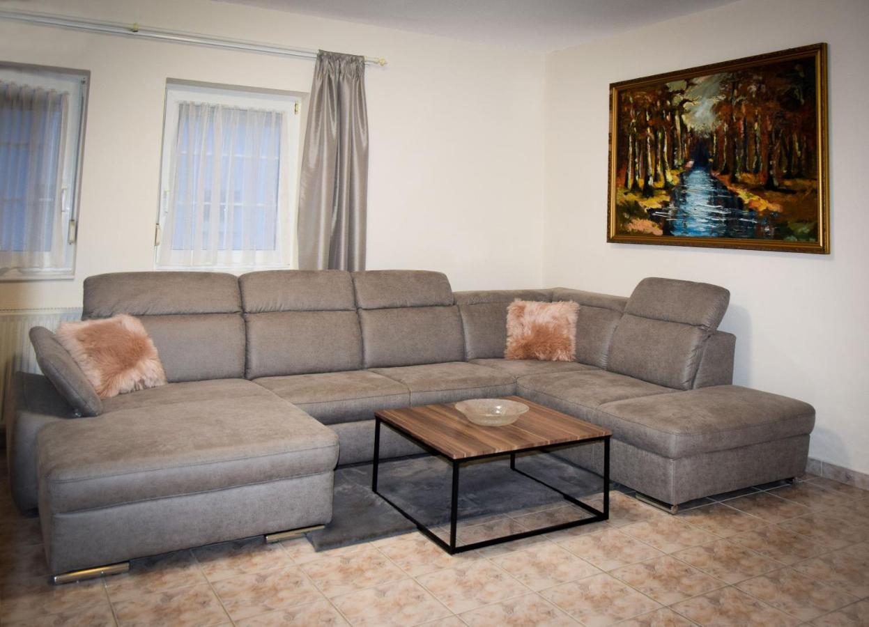 Anita Apartman Zalakaros Ngoại thất bức ảnh